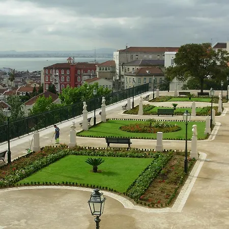 Cool View House In Bairro Alto *