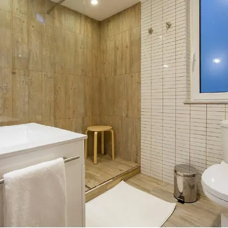 Cool View House In Bairro Alto Διαμέρισμα *