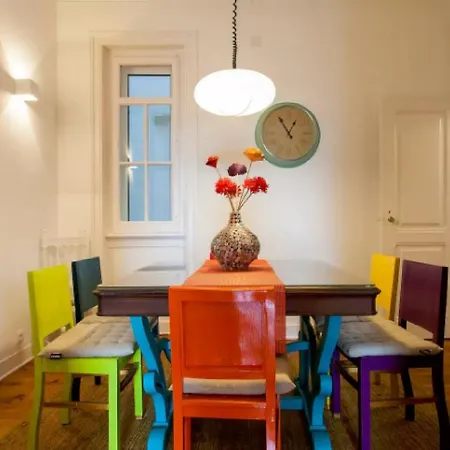 Cool View House In Bairro Alto
