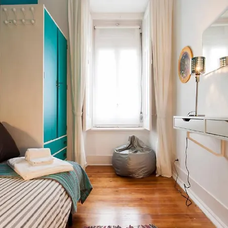 Cool View House In Bairro Alto